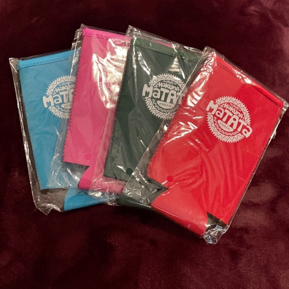 New Set/4 Hakuna Matata koozies